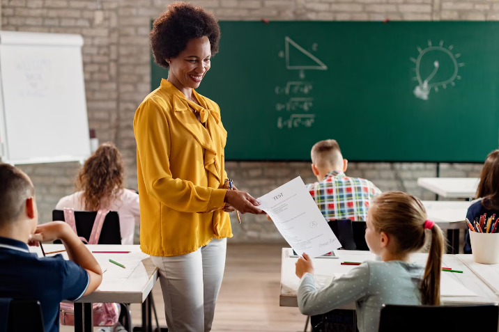 Secretaria da Educação abre 600 vagas para formações em educação digital