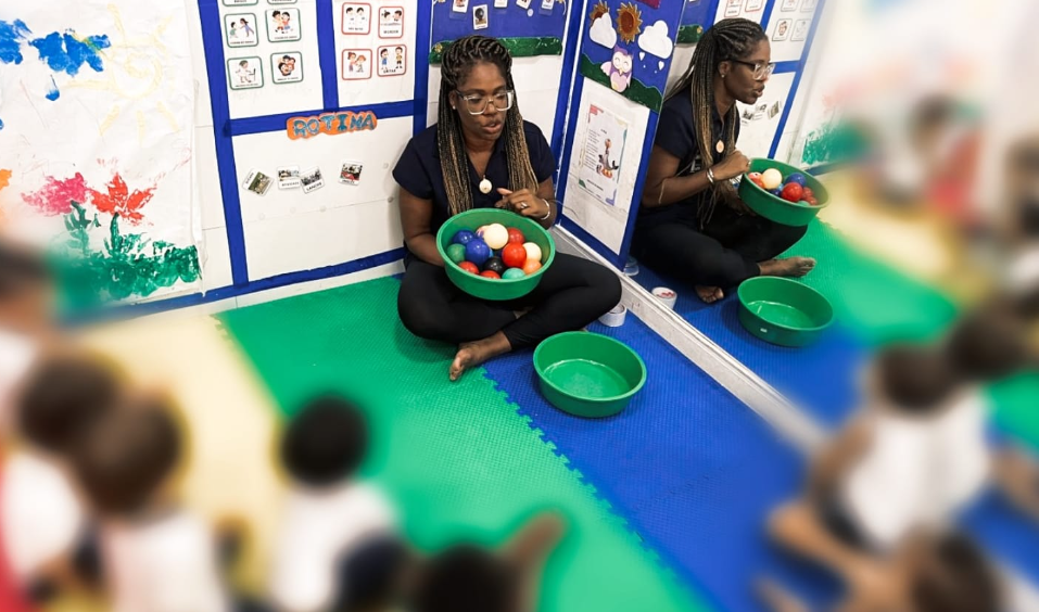 egra apenas no dia 20 de novembro”, reflete pedagoga de educação antirracista