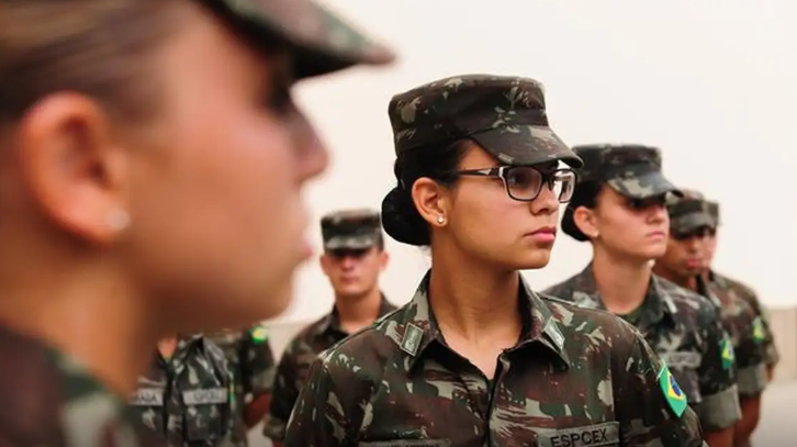 Forças Armadas iniciam alistamento voluntário feminino