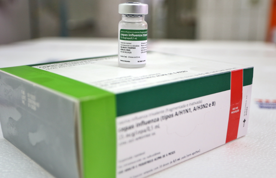 Bahia recebe 428 mil doses da vacina contra a gripe