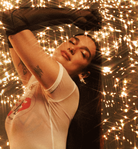 Dua Lipa anuncia shows no Brasil em novembro