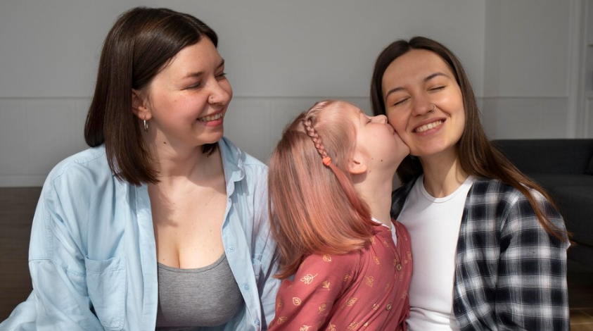 Mulheres com relacionamentos homoafetivos podem viver a maternidade através da medicina reprodutiva