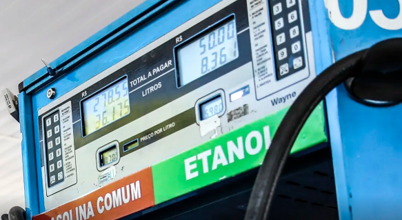 Governo anuncia aumento do etanol na gasolina para 30%