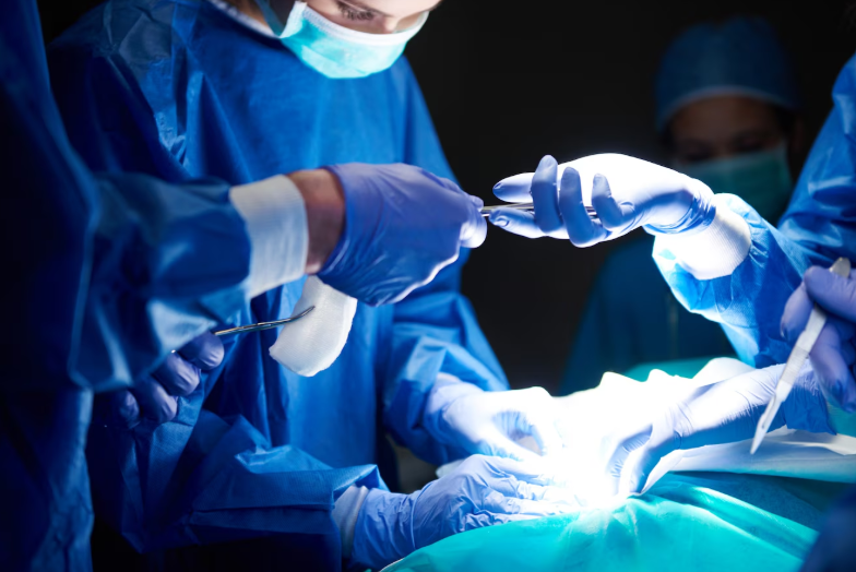 Por que a cirurgia de hemorroidas ainda causa dor e o que a medicina tem feito para mudar isso?