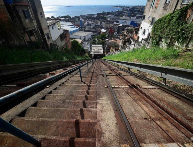 Plano Inclinado Liberdade-Calçada volta a operar nesta quarta-feira (20)